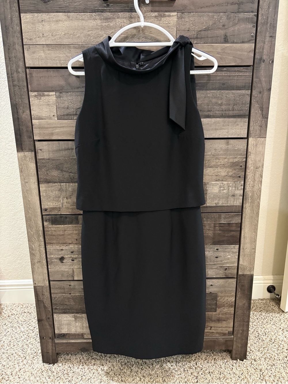Donna Morgan Black Layered Sleeveless Sheath Dress | Size 6